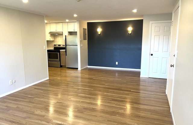 4 Tara Dr - 4 Tara Drive, Weymouth Town, MA 02188