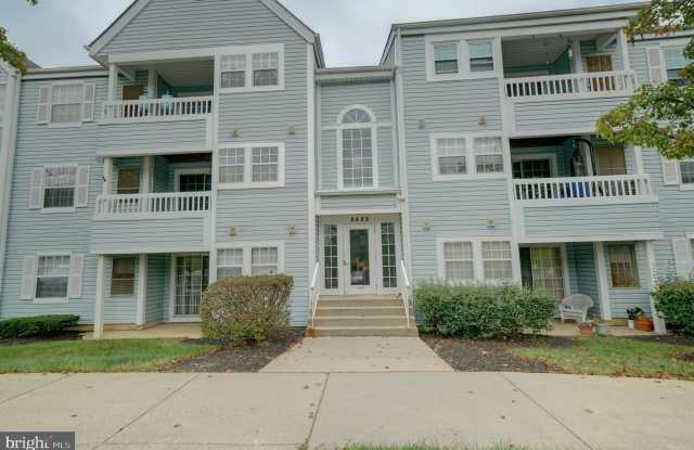 8489 FALLS RUN Road Gallery 3