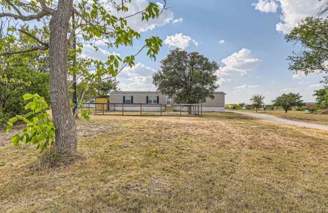 517 Crossroads Drive Gallery 4