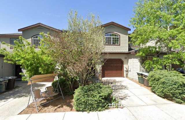 Close to Hospital Hill! 3 Bed/2 Bath Condo REDUCED: $1,950 photos photos