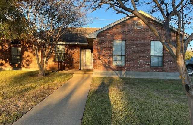 4611 Brompton Lane photos photos