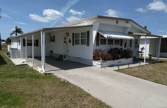 Enjoy this spacious 2-bedroom, 1-bath home in the vibrant 55+ community of Tri-Par Estates photos photos