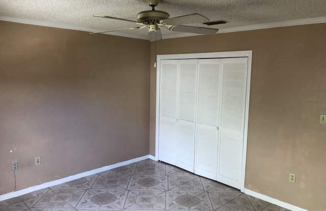 1120 Villa Ln # 88 Gallery 3