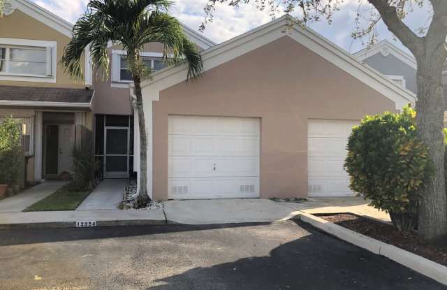 Flaming Villas 2/2.5 Townhouse in Pembroke Pines photos photos