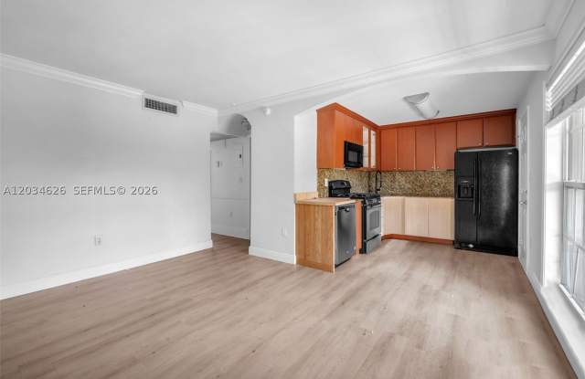 3245 Virginia St photos photos
