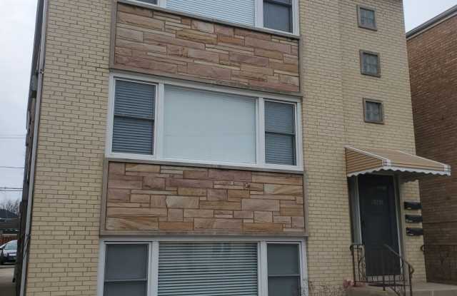 6560 North HARLEM Avenue - 6560 North Harlem Avenue, Chicago, IL 60631