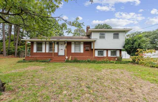 3 Bedroom/2 bath home Gallery 1