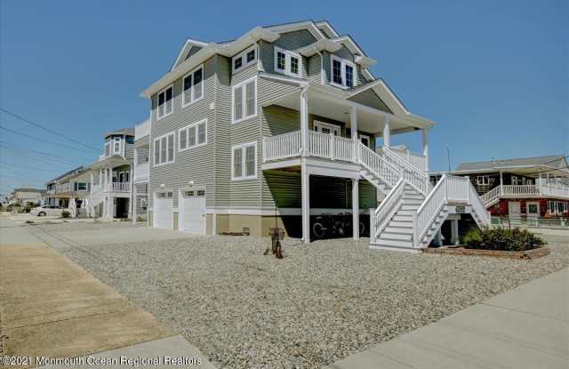 915 SW Central Avenue Gallery 2