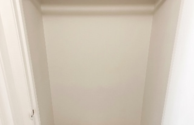 3859 Marietta Drive - C Gallery 2