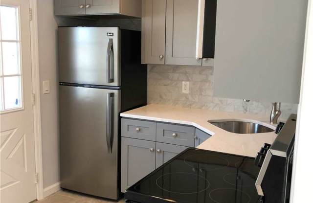 1399 Potter Blvd Unit A Gallery 3