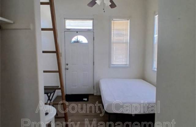 4889 North Hwy 183 #200, Gallery 2