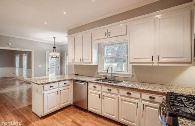 5640 Vicarage Walk UNIT Gallery 4