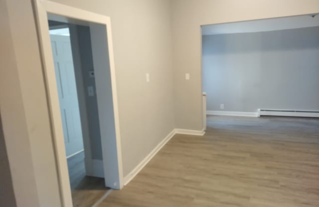 1027 6th Avenue South Gallery 3