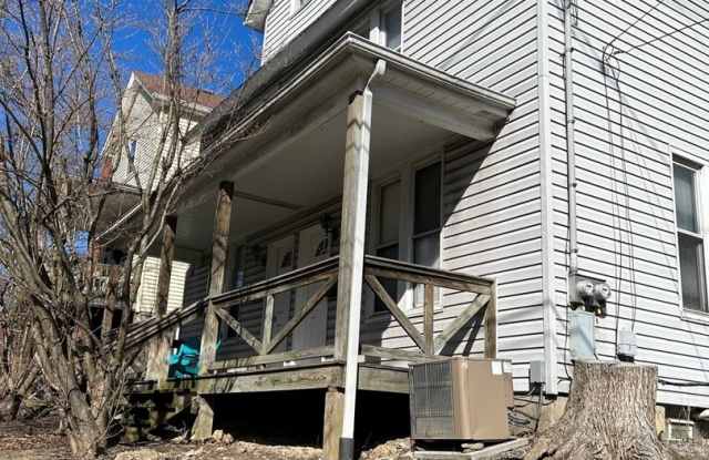 Beautiful Home for Rent Gallery 3