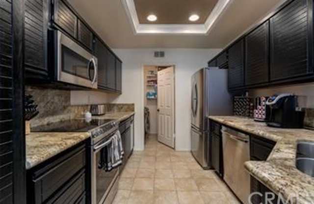 68 Baycrest Court Gallery 2