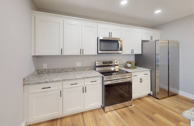 Beautiful New Renovated 9BR Historic House Gallery 4