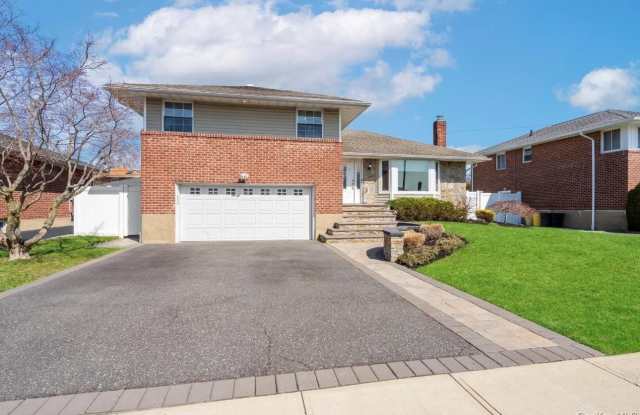 30 Deborah Road photos photos