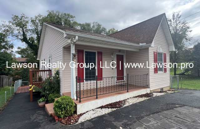 One Level Living in Vinton! Gallery 3