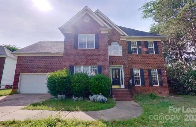 12111 Carolina Oak Circle - 12111 Carolina Oak Circle, Charlotte, NC 28273