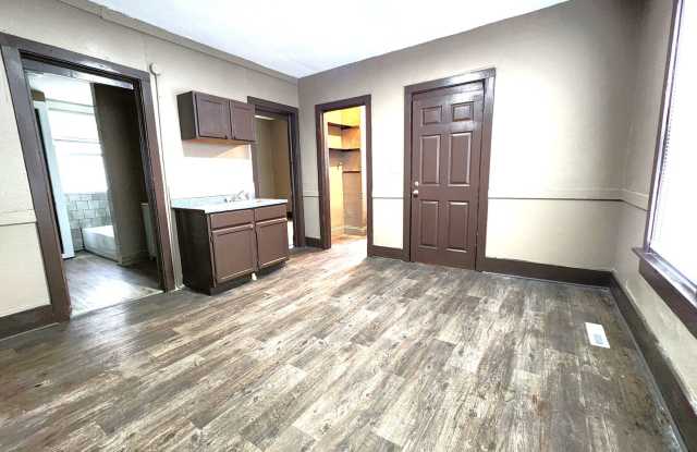 ENTEGJ - 3156 N 1st Street photos photos