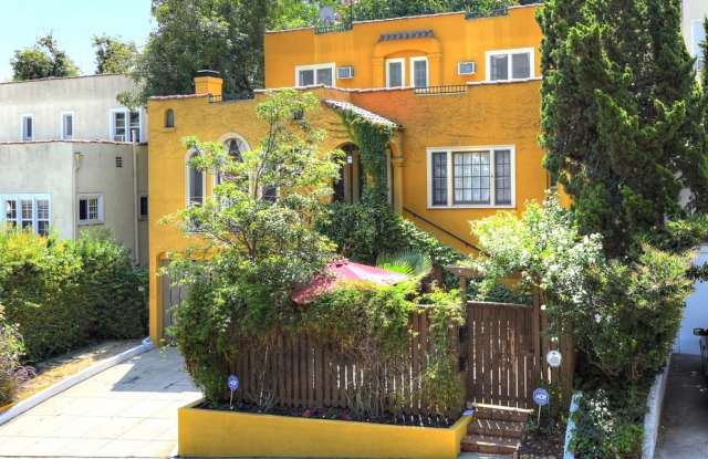 6910 Camrose Dr - 6910 Camrose Drive, Los Angeles, CA 90068