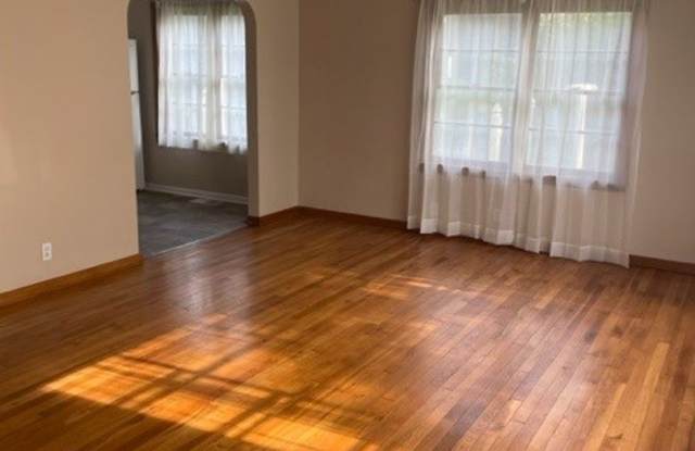 Two Bedroom Home in the Heart of Historic Zionsville Gallery 4