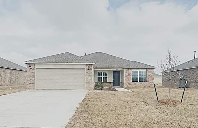 3 Bedroom 2 Bath Home in Mustang Schools Gallery 1