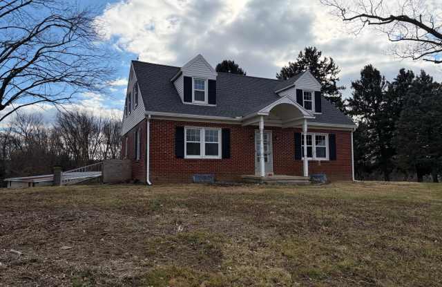 2232 RIVER Road photos photos