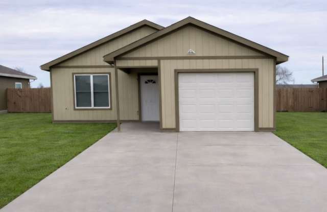 Move in by June 1st & Save Up to $100 photos photos