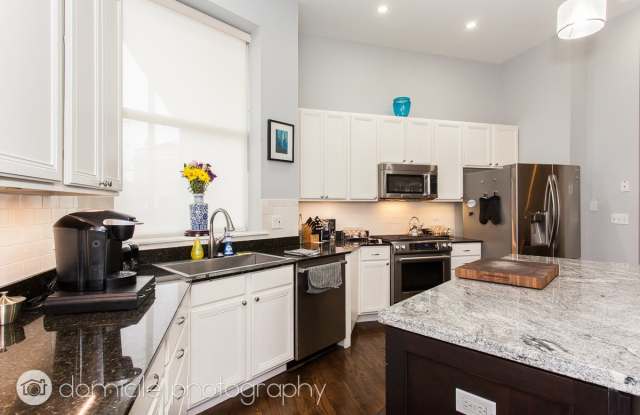 2113 W Washington Blvd photos photos