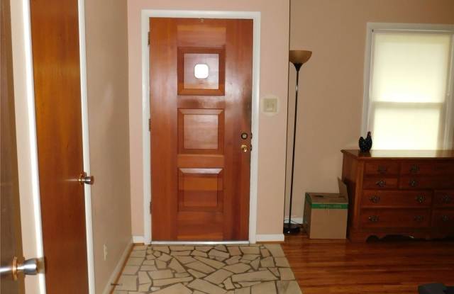 1203 Oates Road Gallery 3
