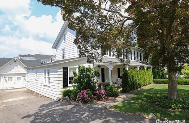 1415 Old Northern Boulevard - 1415 Old Northern Boulevard, Roslyn, NY 11576