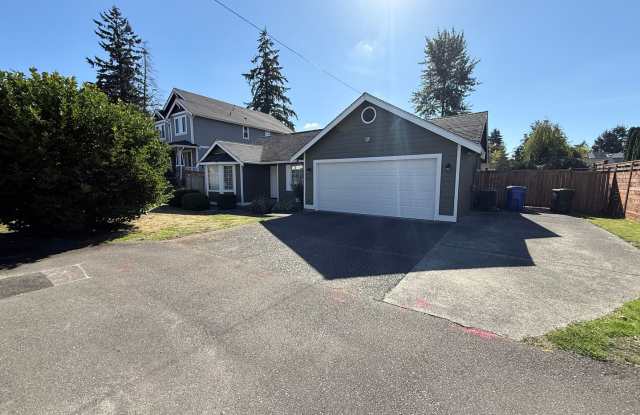 Dream Home Alert in Kent East Hill Neighborhood Gallery 3