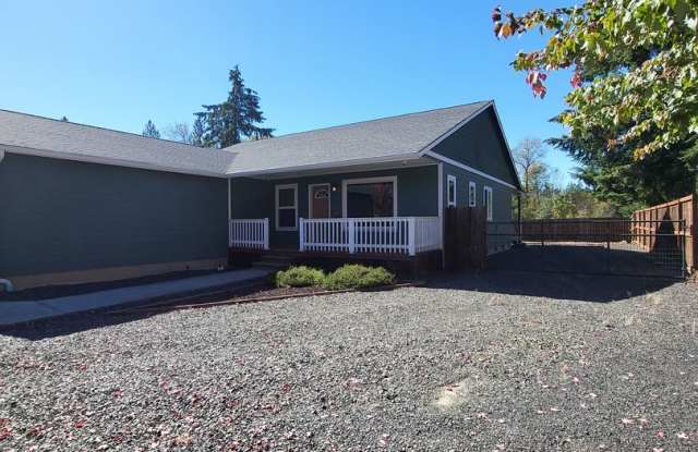 3 Bedroom 2.5 Bathroom in Napavine photos photos