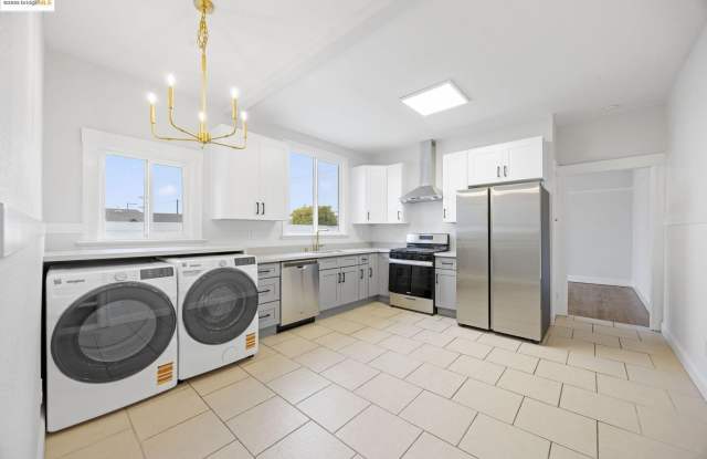 685 37th Street unit: 687 photos photos