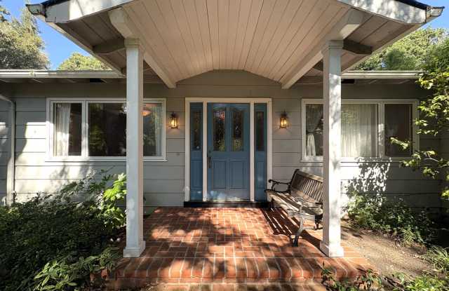 Beautiful Serene 4-Bedroom Home on a Gated Half-Acre Lot photos photos