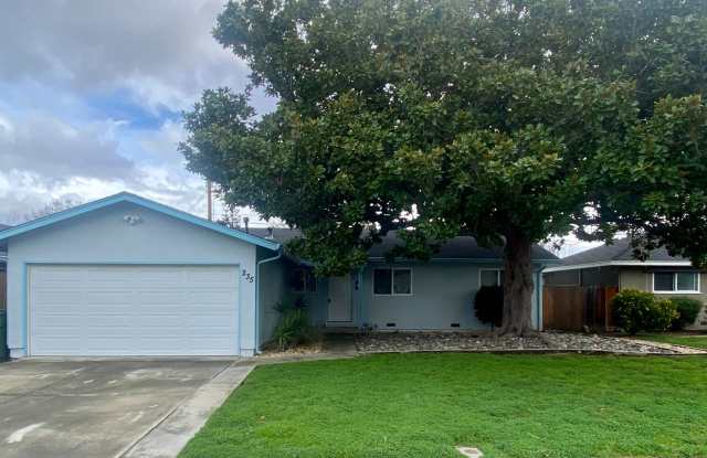 Bright  Spacious 3 Bedroom 2 Bath Single Family Home in Santa Clara - 235 Bret Harte Court, Santa Clara, CA 95050