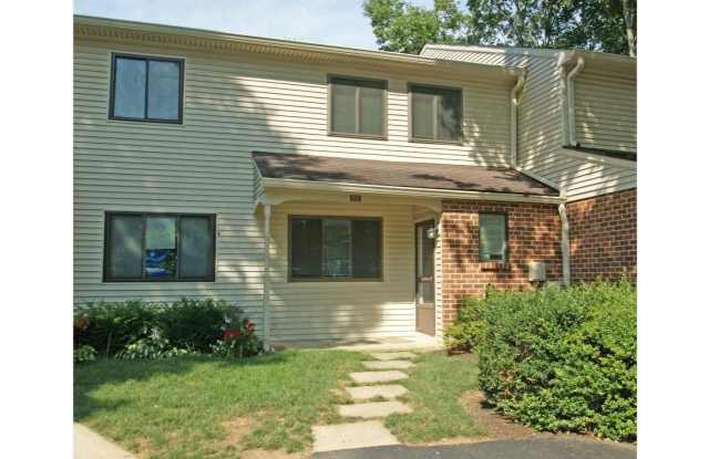 303 CAMSTEN CT photos photos
