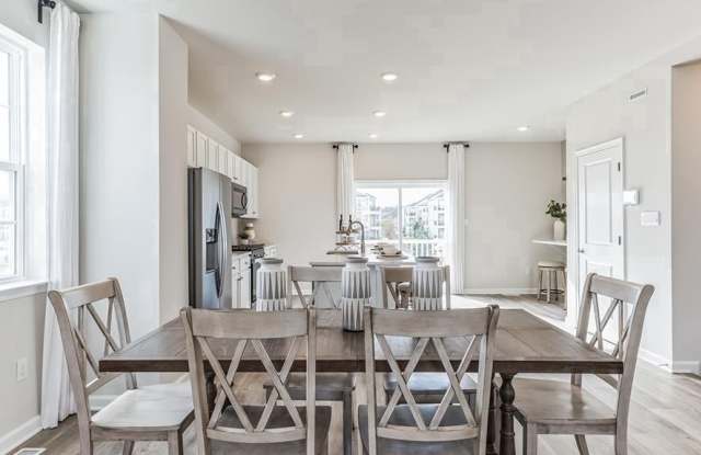 262 MACOUN Way Gallery 2