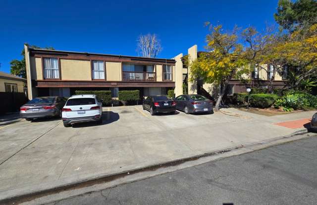 Marlborough Ave. 4410 photos photos