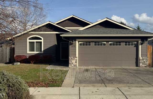 1575 SW Yucca Dr Gallery 2