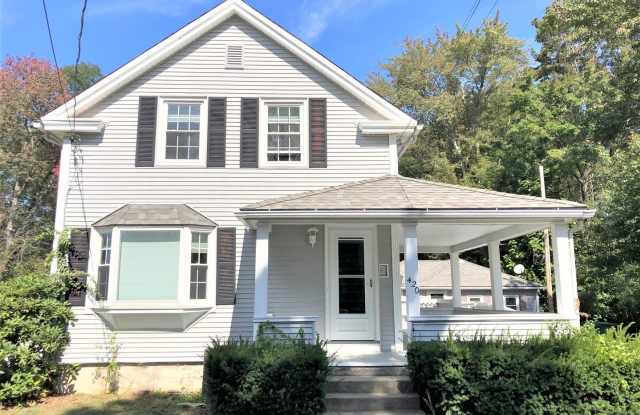 Beautifully Remodeled 4 Bedroom Home for Rent in Chicopee! photos photos