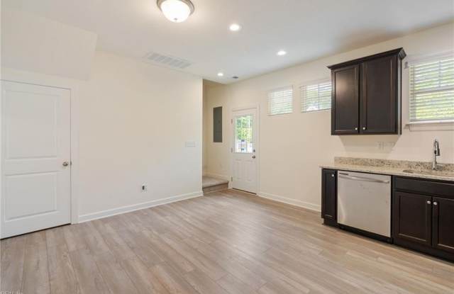 3867 B Strawberry Plains Road Gallery 3