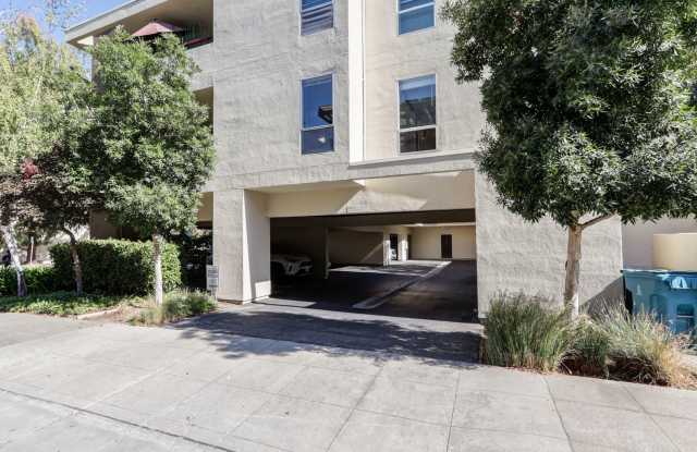 1 Bed / 1 Bath Palo Alto condo near Stanford University and shops/restaurants of California Ave. YouTube Tour! Gallery 3