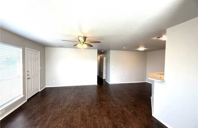 2744 Fm-1044 Gallery 4