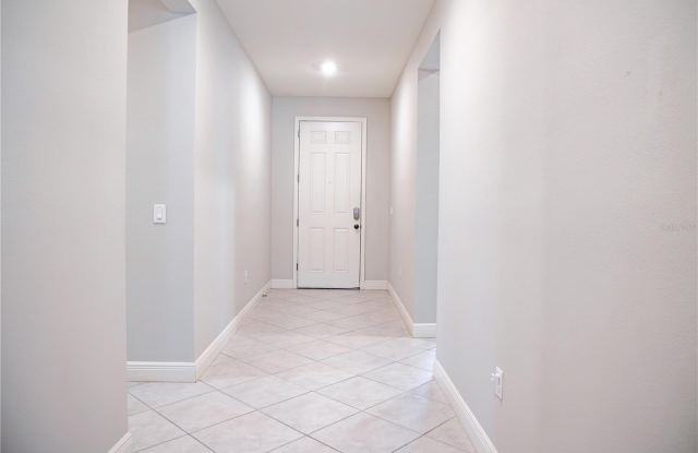 10452 LAGUNA PLAINS Drive Gallery 2