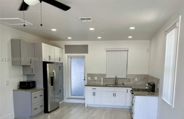 2130 Plunkett Ct Gallery 2