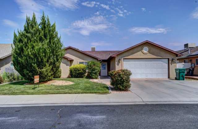 3018 Autumn Glenn photos photos