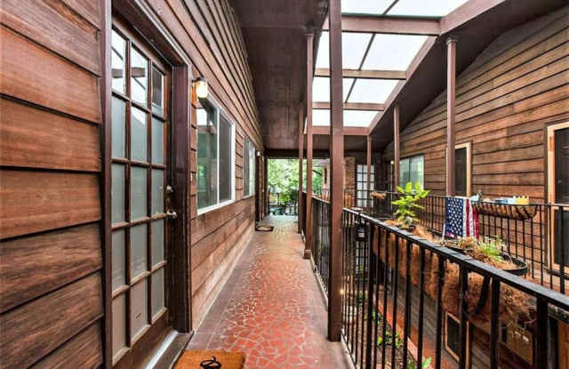 1284 Piedmont Avenue NE photos photos