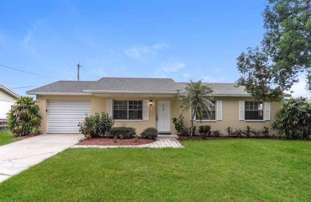 4134 April Street North photos photos